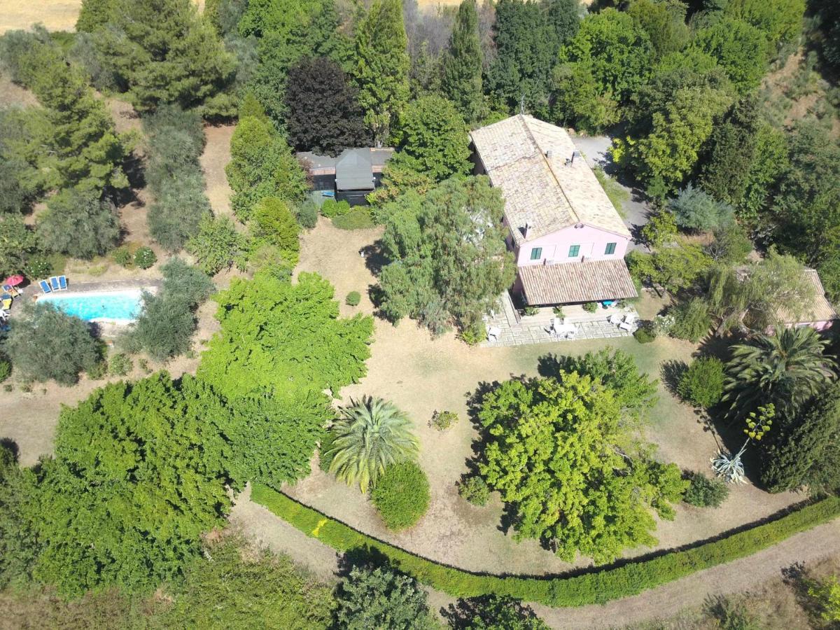 La Meriggia Agriturismo- Ampio Appartamento Con Terrazza Esclusiva Ancona Exterior photo